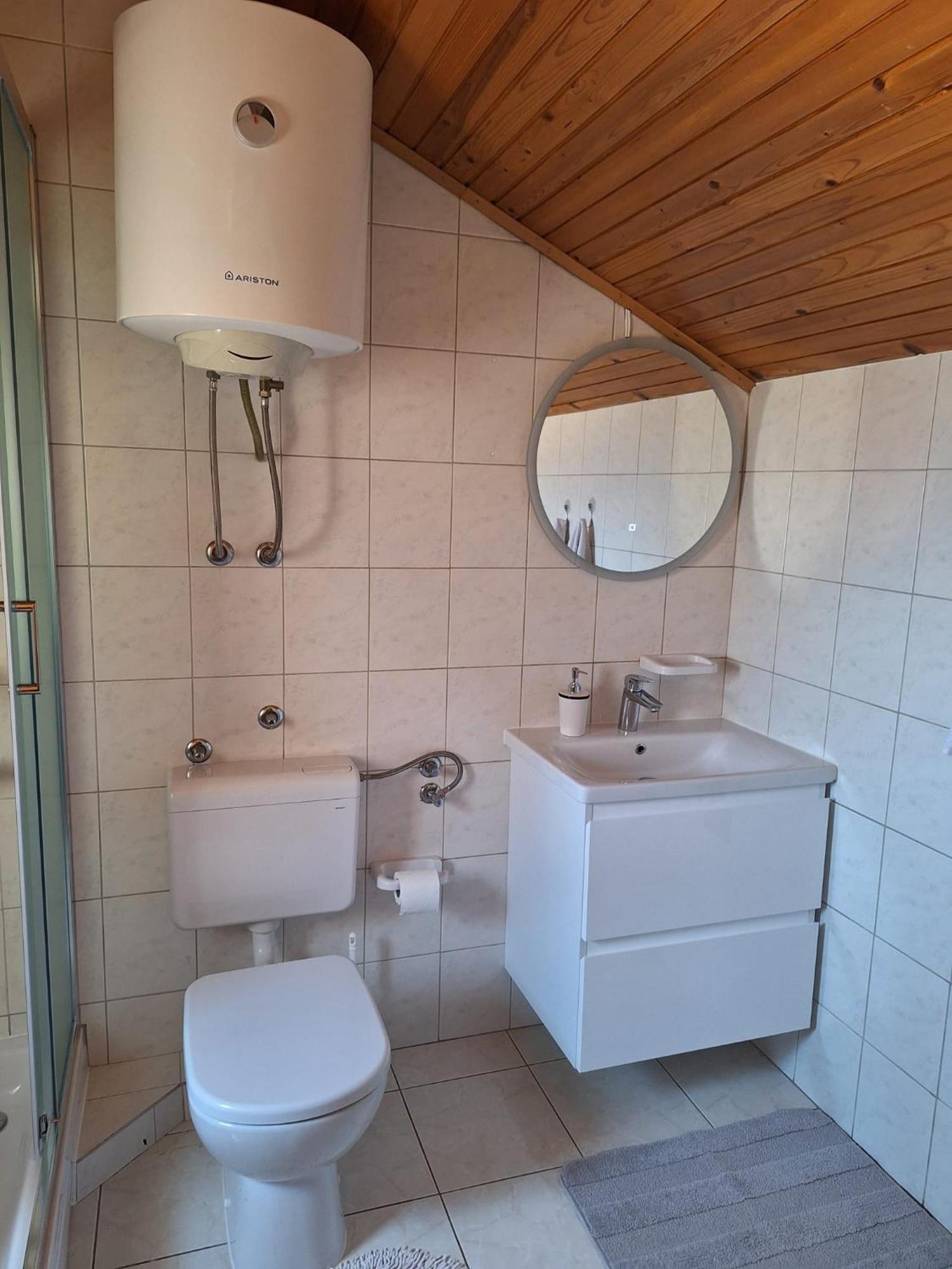 Apartmani Mila Podstrana Exterior photo